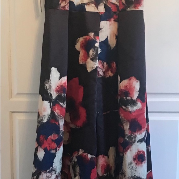 Stunning NWT David Meister Evening Gown - Picture 3 of 16